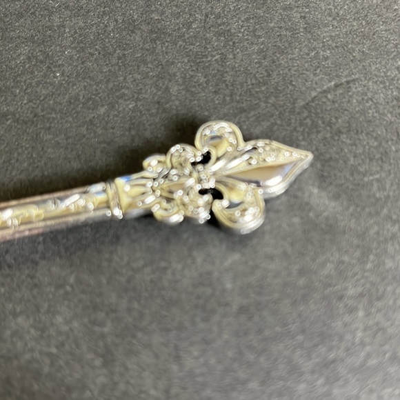 Fluer-de-Lis Condiment Jar & Spoon Set - Picture 7 of 12